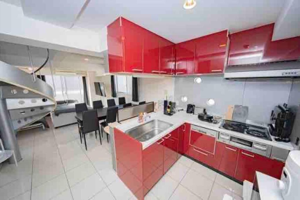 Apartmán メルシアター鈍色の風・最上階デザイナーズルーム Ósaka Exteriér fotografie