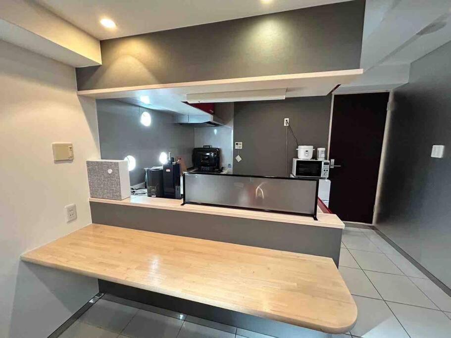Apartmán メルシアター鈍色の風・最上階デザイナーズルーム Ósaka Exteriér fotografie