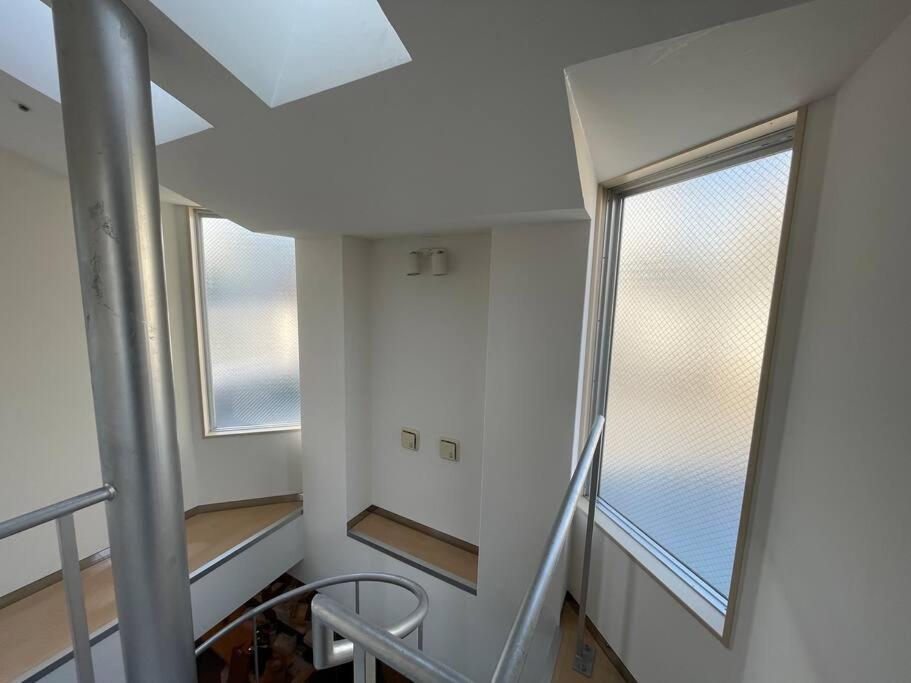 Apartmán メルシアター鈍色の風・最上階デザイナーズルーム Ósaka Exteriér fotografie