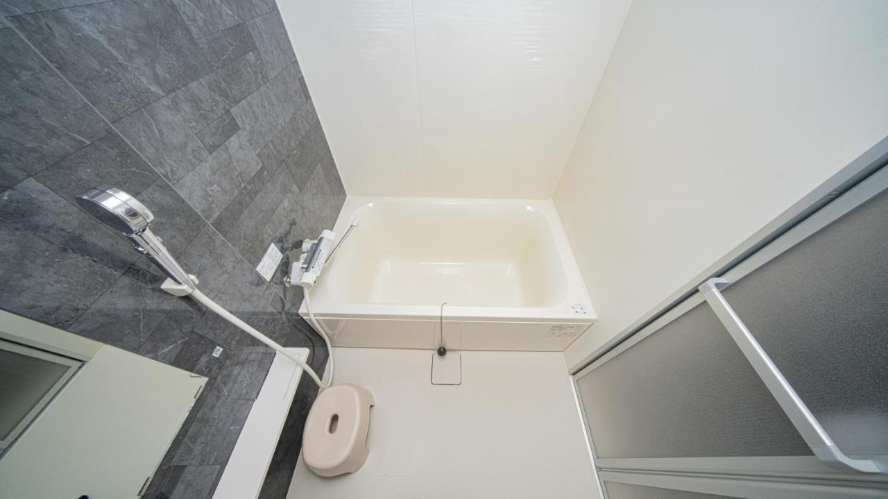 Apartmán メルシアター鈍色の風・最上階デザイナーズルーム Ósaka Exteriér fotografie